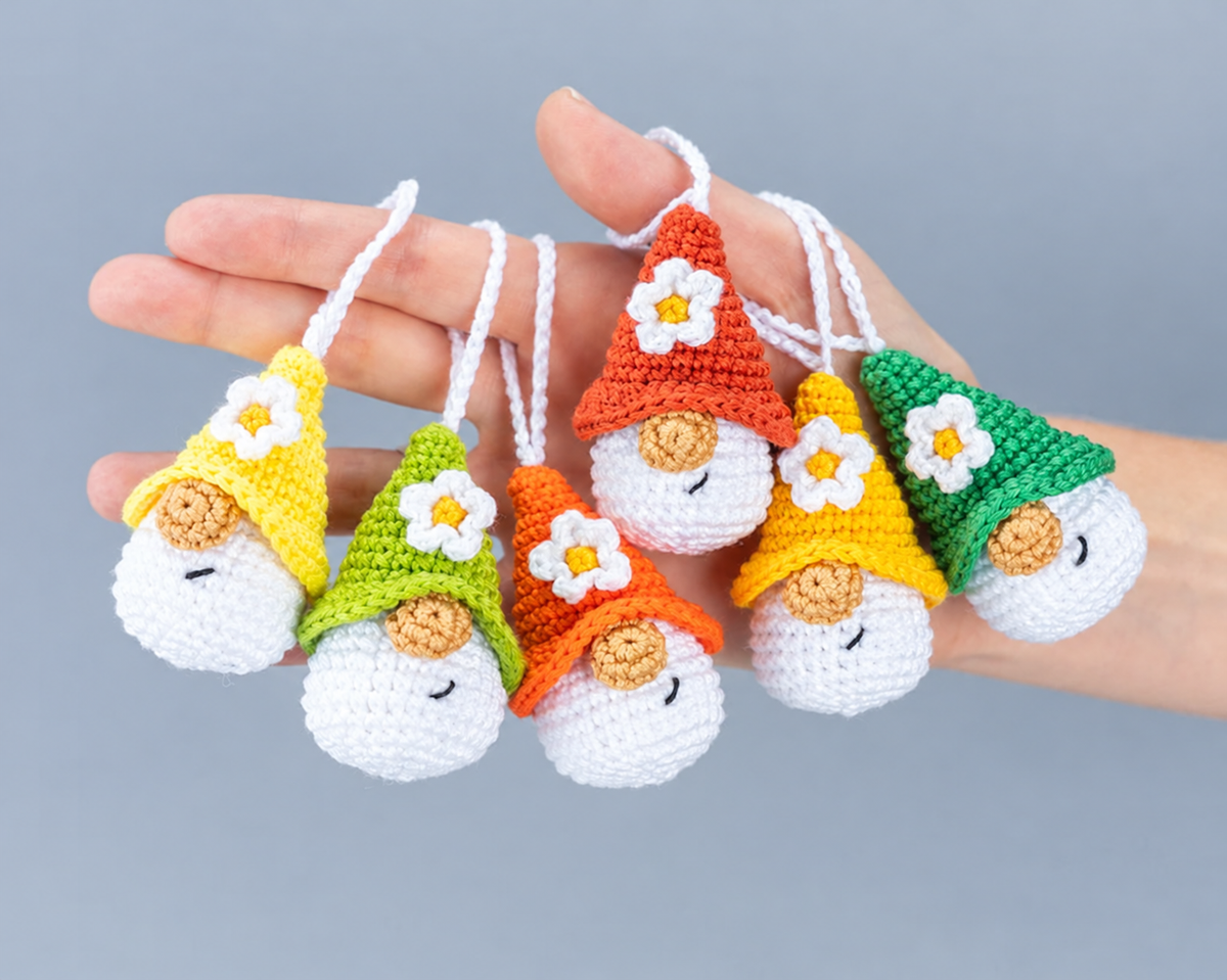 Flower Gnome Keychain — Crochet Pattern