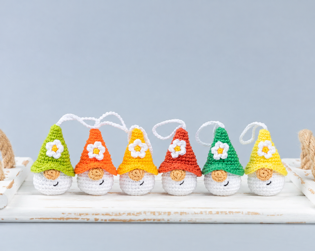 Flower Gnome Keychain — Crochet Pattern