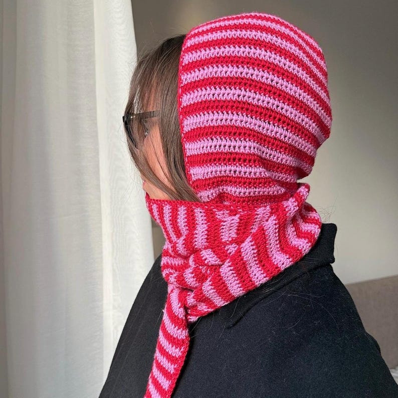 Hooded Scarf — Crochet Pattern